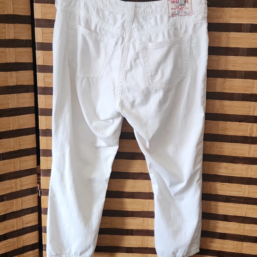 True Religion beachy capri jeans
